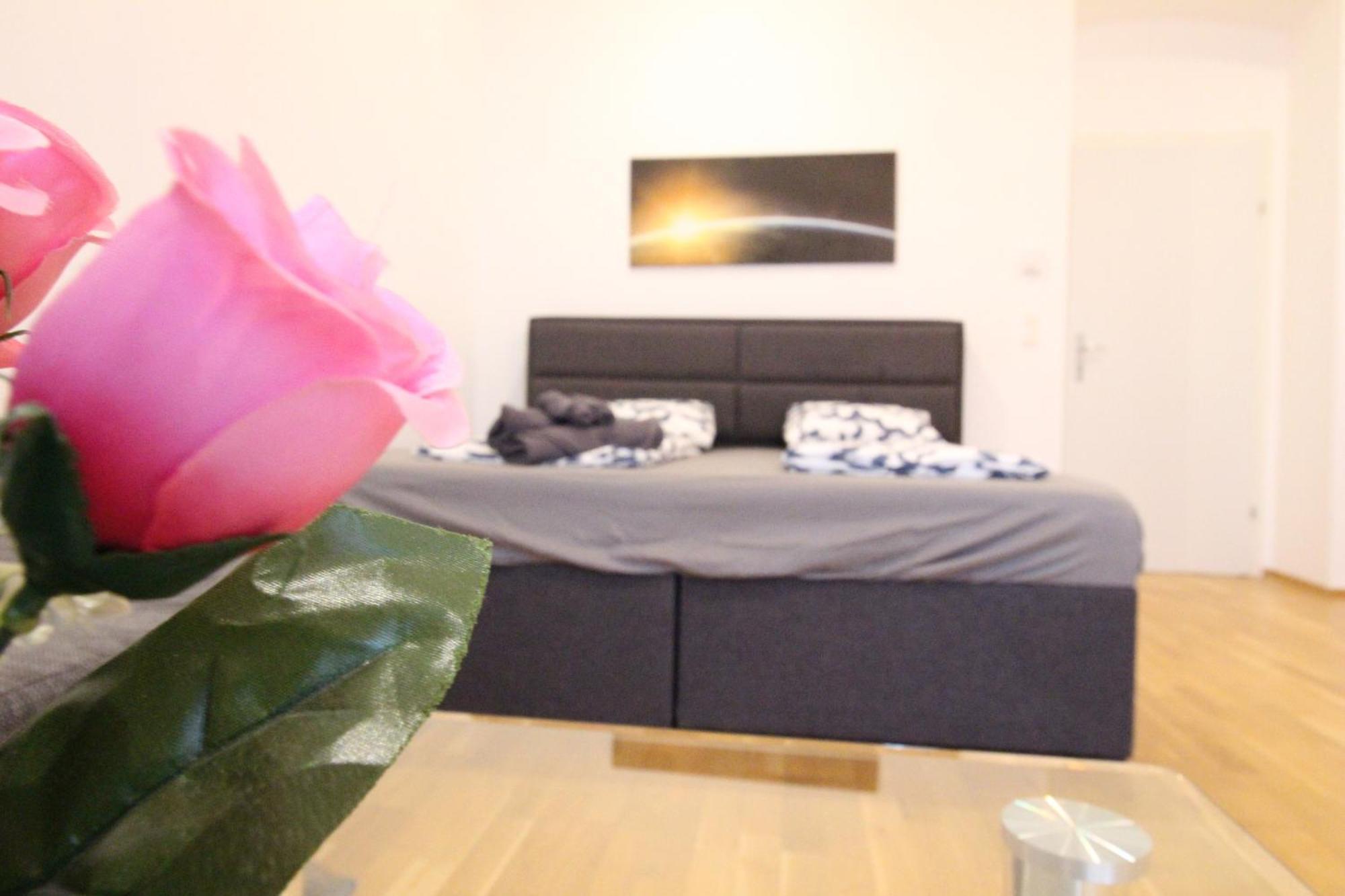 Deluxe Apartment 5P Mm Wien Exteriör bild
